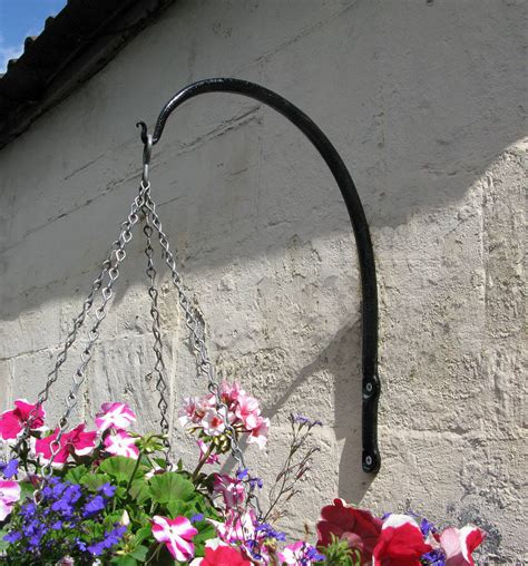 wrought iron hanging basket brackets